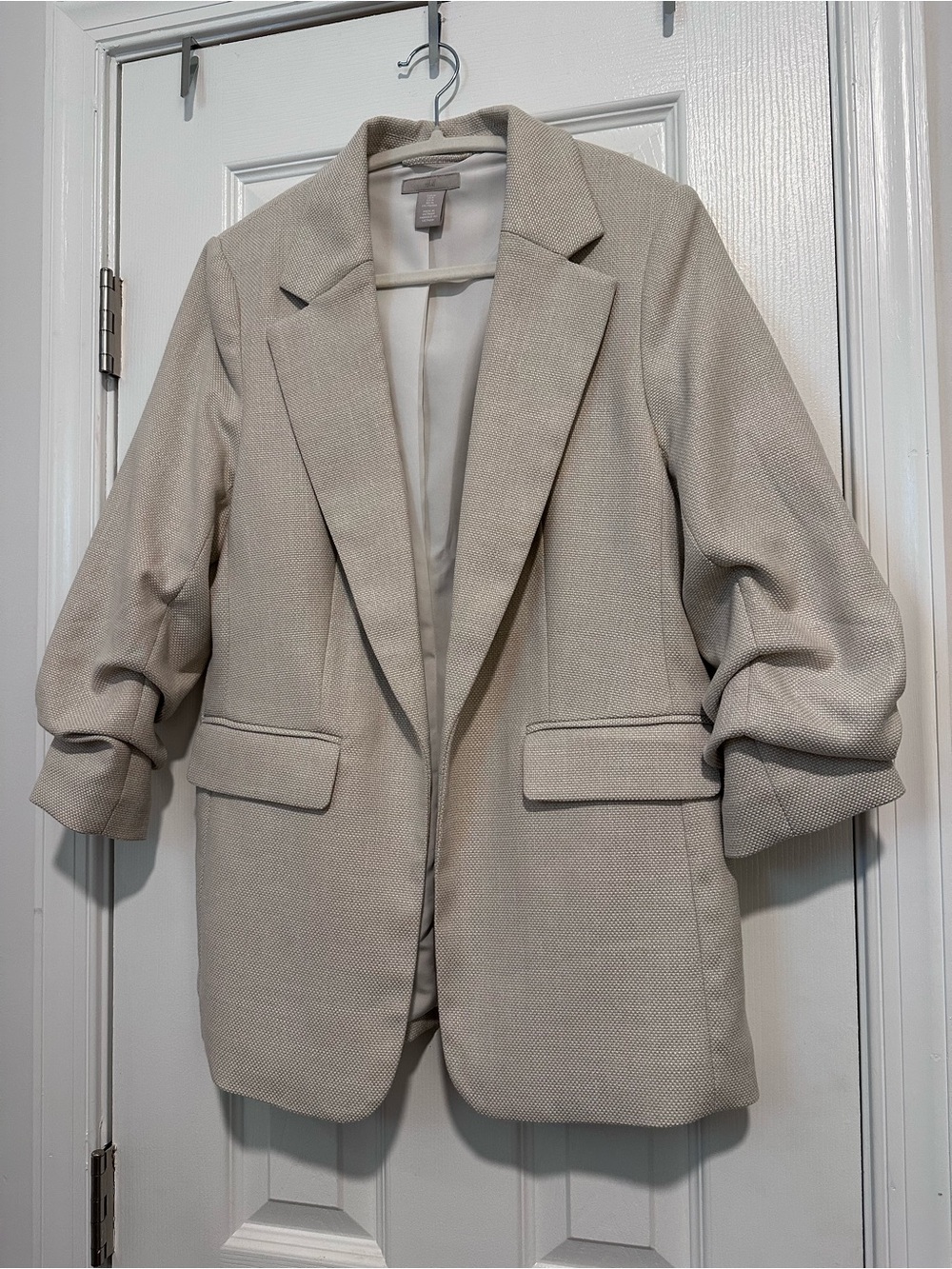 Womens H&M Cream Textured Open-Front Blazer gathered 3/4 length sleeves